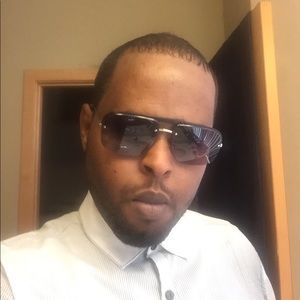 Meet your Posher, Moamed